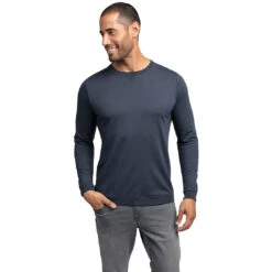TravisMathew Fink Pullover Mens Golf Shirt -Cheap Golf Shop 11594 VINTAGEINDIGO fa50410a c729 436e a2b6 ffb2061e9eef